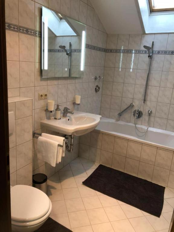 Ferienwohnung Zum Fiaker Garmisch-Partenkirchen Exterior foto